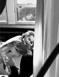 Nikki Tantra (28), Nitra