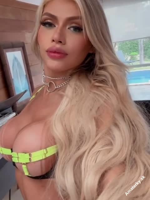 Isa Salvatore, Bratislava - Staré Mesto, 24 rokov